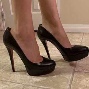 Authentic Christian Louboutin Bianca 39